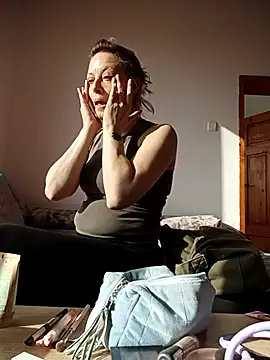 Snapshot of MySweetcum69 chatting on 11/04/25, 07:29 MySweetcum69 online show from 11/04/25, 07:29