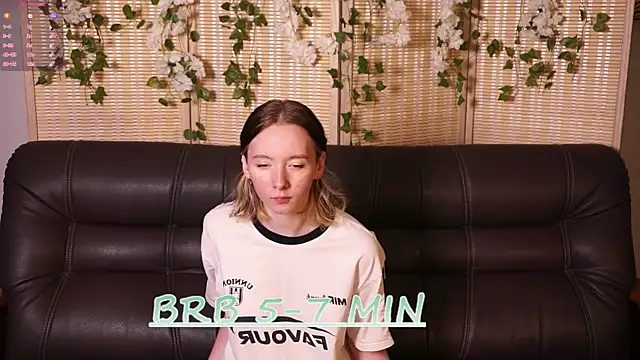 Snapshot of LimaLexxx chatting on 10/23/25, 05:33 LimaLexxx online show from 10/23/25, 05:33