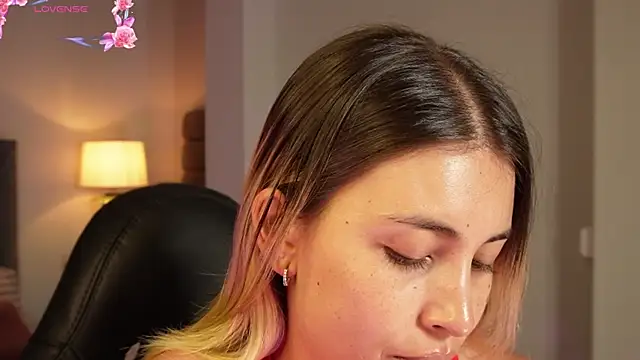 charlotte  grey online show from 07/27/26, 08:05