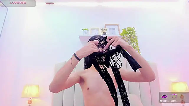 Mia thompson 19 online show from 09/25/25, 08:01