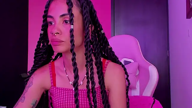 Juanadearco5 online show from 01/09/25, 04:39