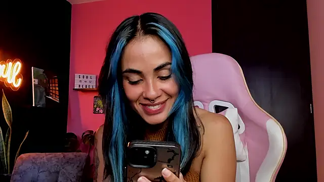 Juanadearco5 online show from 10/10/25, 09:14