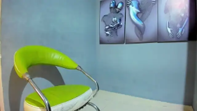 Snapshot of jamiief4 chatting on 11/02/25, 12:35 jamiief4 online show from 11/02/25, 12:35