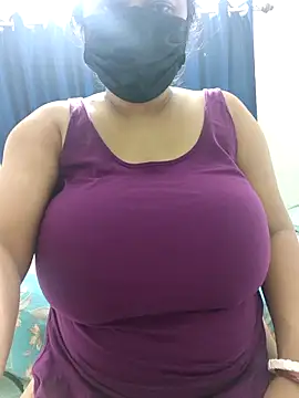 Snapshot of hot_bhabi_kolkata chatting on 11/05/25, 02:06 hot bhabi kolkata online show from 11/05/25, 02:06