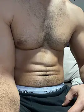 Snapshot of hotisraeli chatting on 10/13/25, 11:16 hotisraeli online show from 10/13/25, 11:16