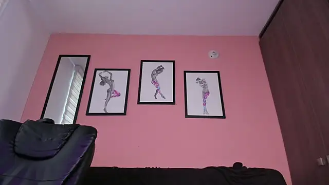 Snapshot of SensualJane2 chatting on 02/08/25, 10:40 SensualJane2 online show from 02/08/25, 10:40