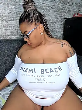 ExclusiveLeexx online show from 11/19/25, 04:07