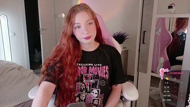 cinnabon girls online show from 10/28/25, 07:16