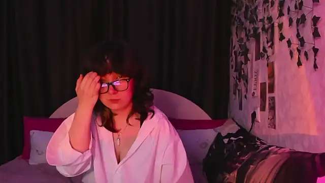 dreamgirllovee online show from 09/13/25, 01:27