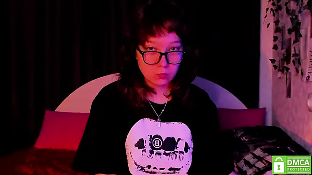 dreamgirllovee online show from 10/17/25, 10:23