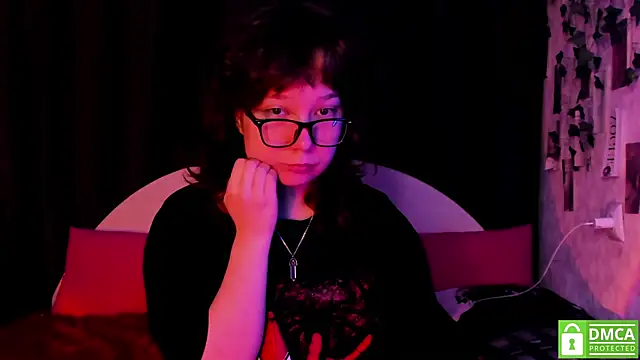 dreamgirllovee online show from 10/24/25, 10:06