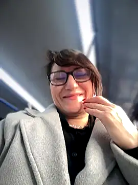 ZhenjaPoledance online show from 11/20/25, 08:14