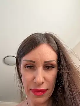 Snapshot of Hott_Lolla chatting on 09/16/25, 06:14 Hott Lolla online show from 09/16/25, 06:14