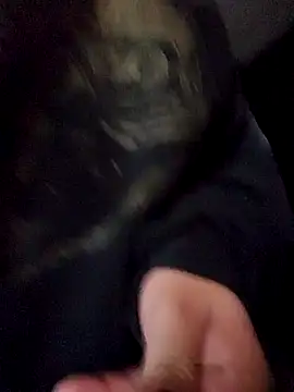 Snapshot of xmoira3x chatting on 12/27/24, 12:45 xmoira3x online show from 12/27/24, 12:45