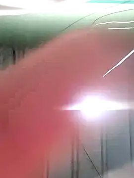 Snapshot of Cris29_84 chatting on 10/26/25, 05:19 Cris29 84 online show from 10/26/25, 05:19