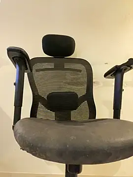 Snapshot of AditiIndia chatting on 12/02/24, 05:48 AditiIndia online show from 12/02/24, 05:48