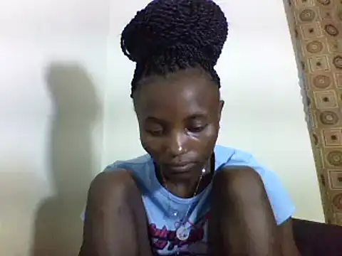 SexyNeedle22 online show from 02/06/25, 05:19