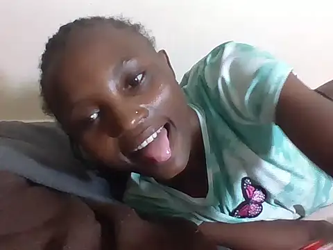 Snapshot of SexyNeedle22 chatting on 10/12/25, 07:24 SexyNeedle22 online show from 10/12/25, 07:24