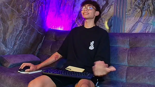 Daviid laidd online show from 01/06/25, 05:08