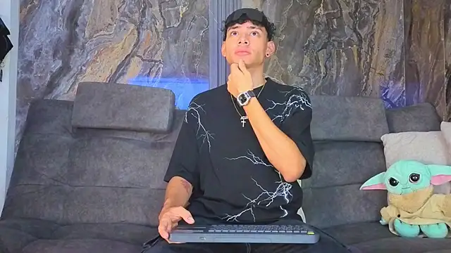 Daviid laidd online show from 04/24/26, 08:11