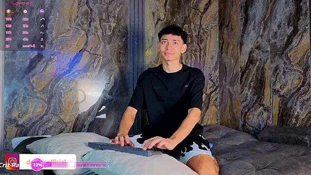 Daviid laidd online show from 07/24/26, 02:04