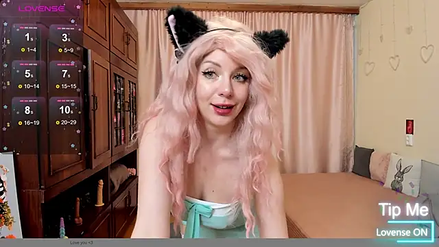 Snapshot of MelodyBlosom chatting on 02/27/25, 10:15 MelodyBlosom online show from 02/27/25, 10:15