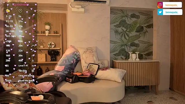 IamNayuta online show from 07/12/26, 10:45