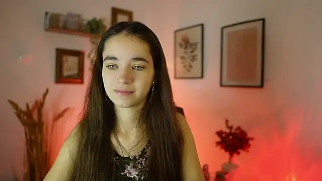 Gia Paige18 online show from 09/16/25, 08:15