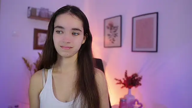 Gia Paige18 online show from 10/16/25, 01:12