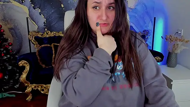 JuicyBeRrys online show from 12/29/24, 07:43