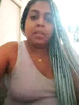 Snapshot of ELLA_KELLY chatting on 01/24/25, 12:10 ELLA KELLY online show from 01/24/25, 12:10