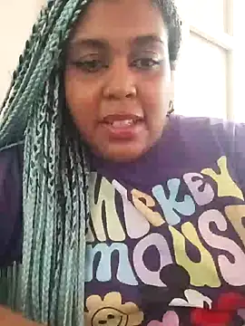 Snapshot of ELLA_KELLY chatting on 02/06/25, 01:43 ELLA KELLY online show from 02/06/25, 01:43