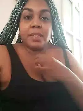 Snapshot of ELLA_KELLY chatting on 02/21/25, 01:44 ELLA KELLY online show from 02/21/25, 01:44