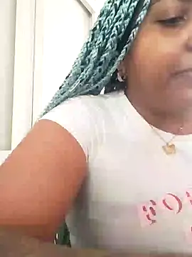 Snapshot of ELLA_KELLY chatting on 02/25/25, 12:03 ELLA KELLY online show from 02/25/25, 12:03