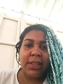 Snapshot of ELLA_KELLY chatting on 03/17/25, 12:14 ELLA KELLY online show from 03/17/25, 12:14