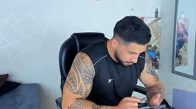 Cristian Walker online show from 12/24/24, 11:33