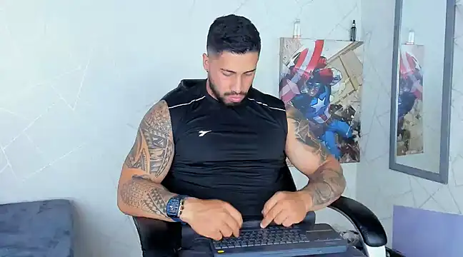 Cristian Walker online show from 01/05/25, 03:45