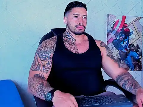 Snapshot of Cristian_Walker chatting on 09/19/25, 12:28 Cristian Walker online show from 09/19/25, 12:28