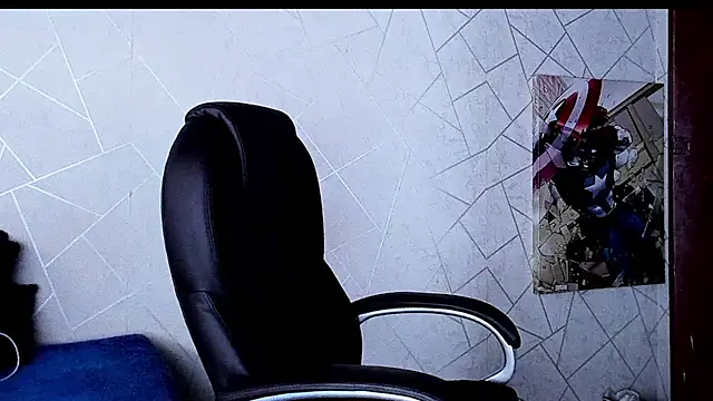 Snapshot of Cristian_Walker chatting on 10/13/25, 09:26 Cristian Walker online show from 10/13/25, 09:26