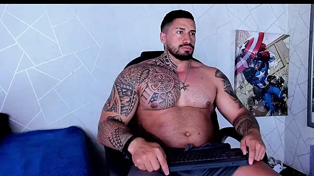 Snapshot of Cristian_Walker chatting on 10/21/25, 11:33 Cristian Walker online show from 10/21/25, 11:33