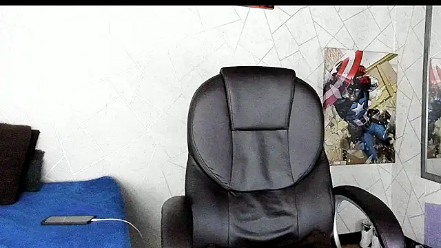 Snapshot of Cristian_Walker chatting on 10/25/25, 11:51 Cristian Walker online show from 10/25/25, 11:51