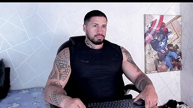 Snapshot of Cristian_Walker chatting on 12/15/25, 12:31 Cristian Walker online show from 12/15/25, 12:31