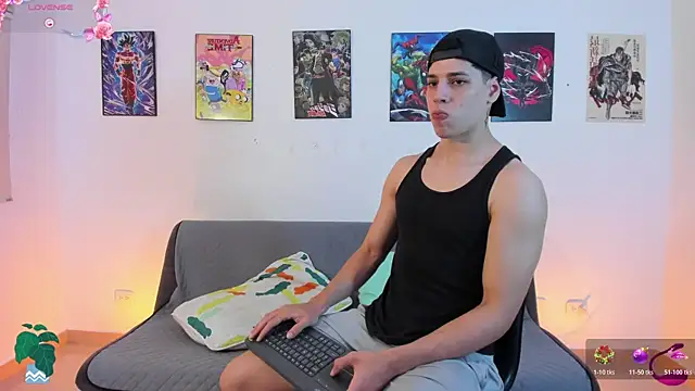 Snapshot of jonathanjoestar_ chatting on 11/22/25, 09:36 jonathanjoestar online show from 11/22/25, 09:36