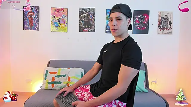 Snapshot of jonathanjoestar_ chatting on 11/28/25, 10:01 jonathanjoestar online show from 11/28/25, 10:01