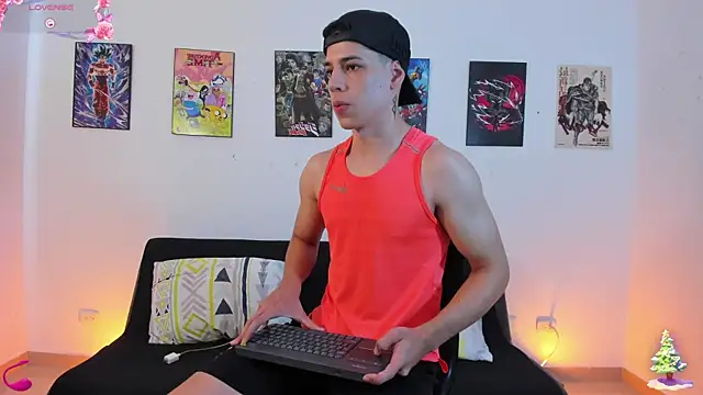 Snapshot of jonathanjoestar_ chatting on 12/17/25, 12:55 jonathanjoestar online show from 12/17/25, 12:55