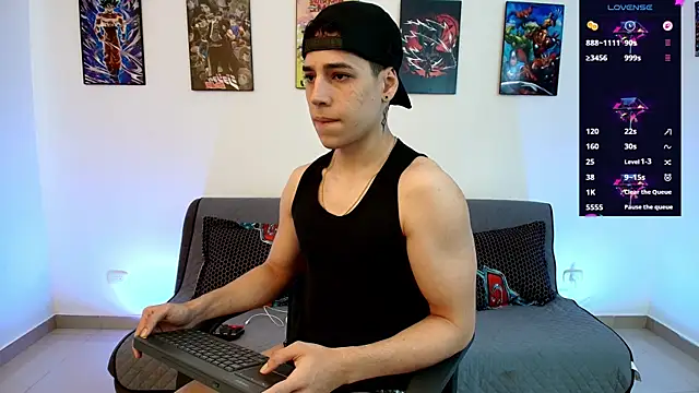 jonathanjoestar  online show from 06/08/26, 08:53