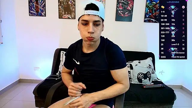 jonathanjoestar  online show from 06/11/26, 12:32