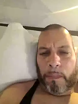 Snapshot of Just2much chatting on 02/13/25, 01:08 Just2much online show from 02/13/25, 01:08