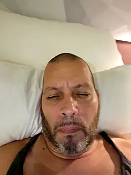 Snapshot of Just2much chatting on 10/15/25, 11:49 Just2much online show from 10/15/25, 11:49