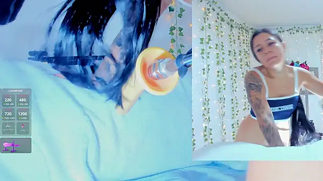 Tiffanny Love  online show from 10/23/25, 07:51